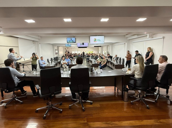 Imprensa C�mara de Vereadores de Chapec�